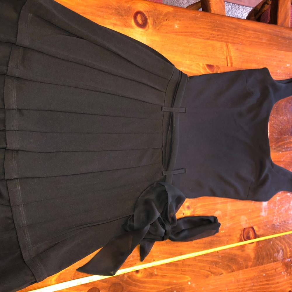 Basic Black Dress - Picture 2 of 6
